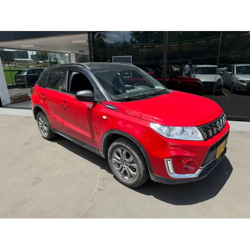 Suzuki Vitara Live 2023 Rojo Bogotá