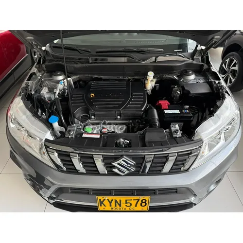 Suzuki Vitara Live 2023 Gris Bogotá