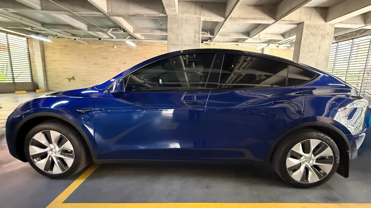 Tesla Model 3 2021 Azul Bogotá