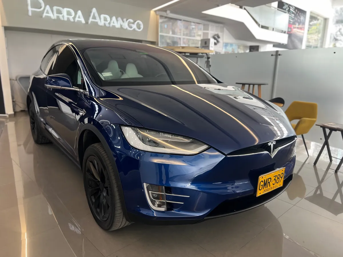 Tesla Model X Performance 2019 Azul