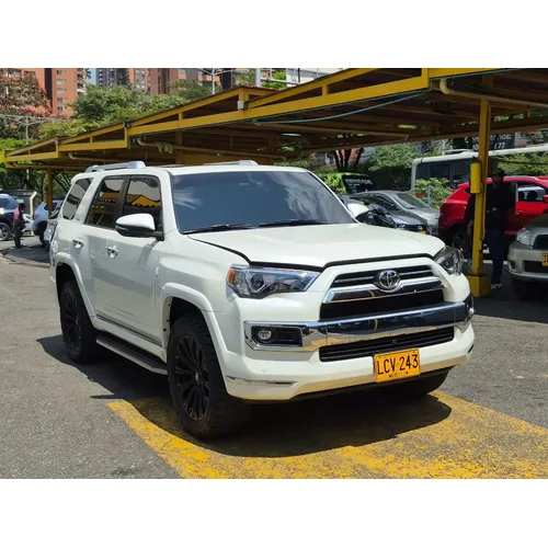Toyota 4Runner 2022 Blanco Medellín