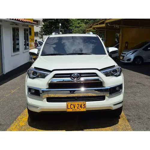 Toyota 4Runner 2022 Blanco Medellín