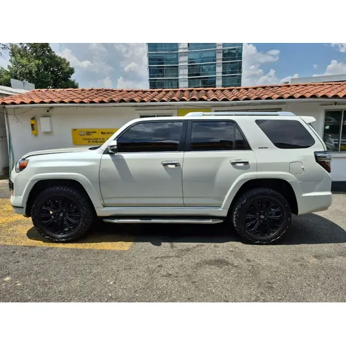 Toyota 4Runner 2022 Blanco Medellín