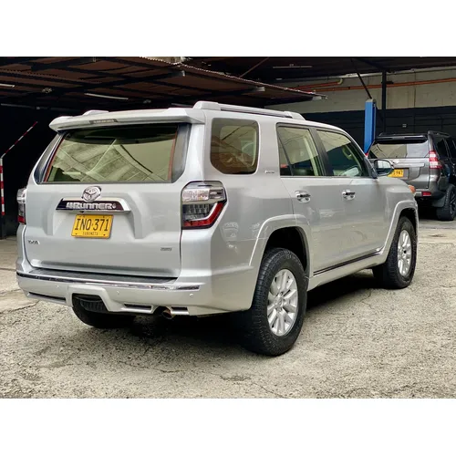Toyota 4Runner 2016 Plateado Medellín
