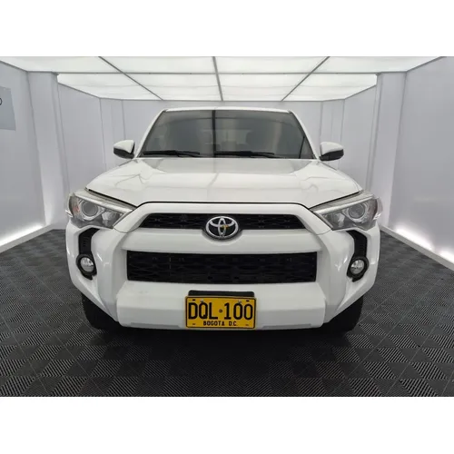 Toyota 4Runner SR5 2017 Blanco Bogotá