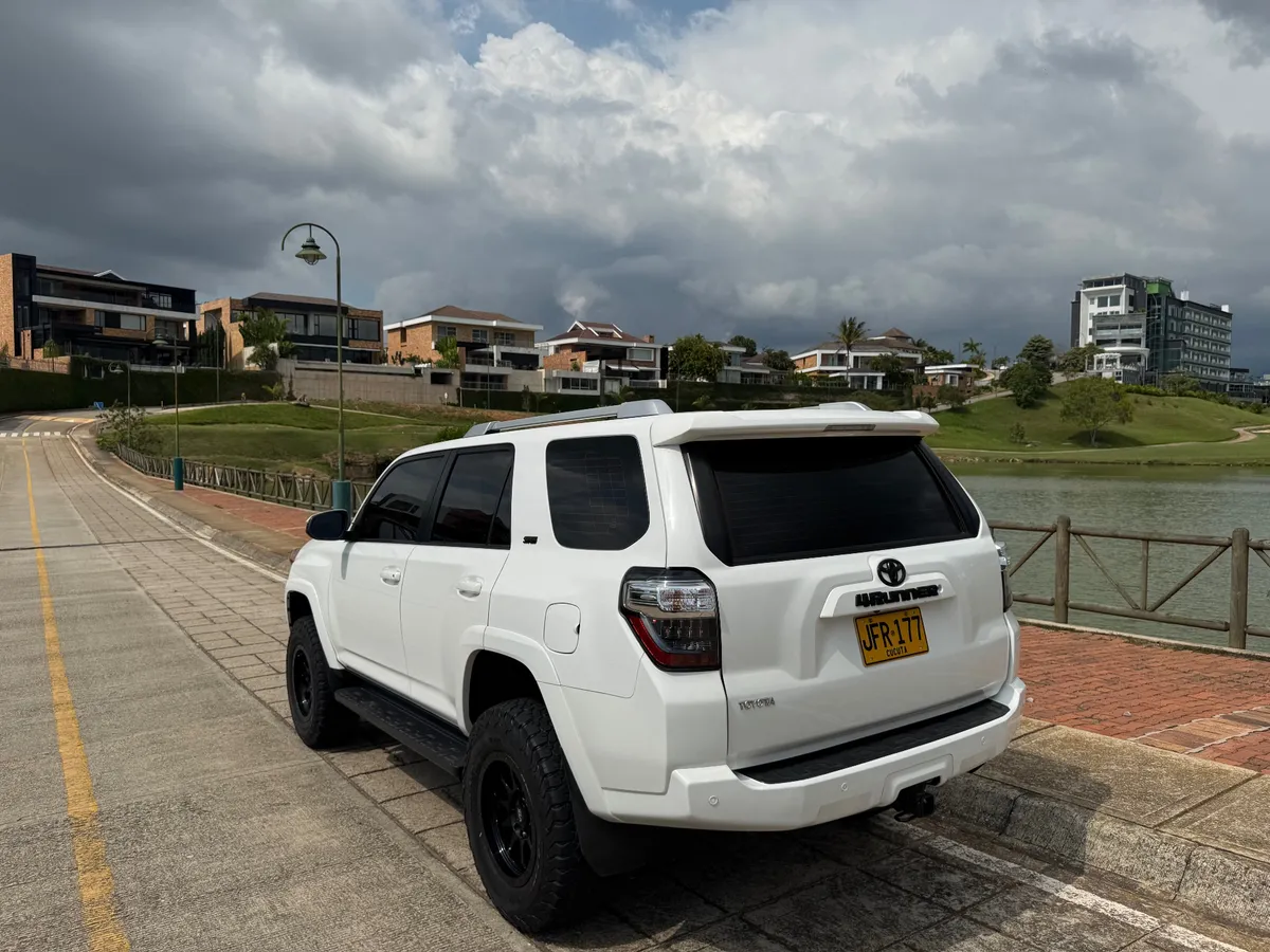 Toyota 4Runner 2017 Blanco Floridablanca