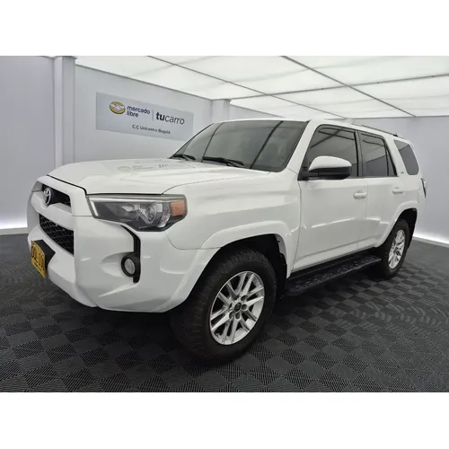 Toyota 4Runner SR5 2017 Blanco Bogotá