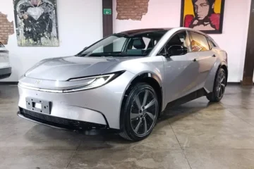 Toyota Bz5 Eléctrica 630 Kilómetros De Autonomía