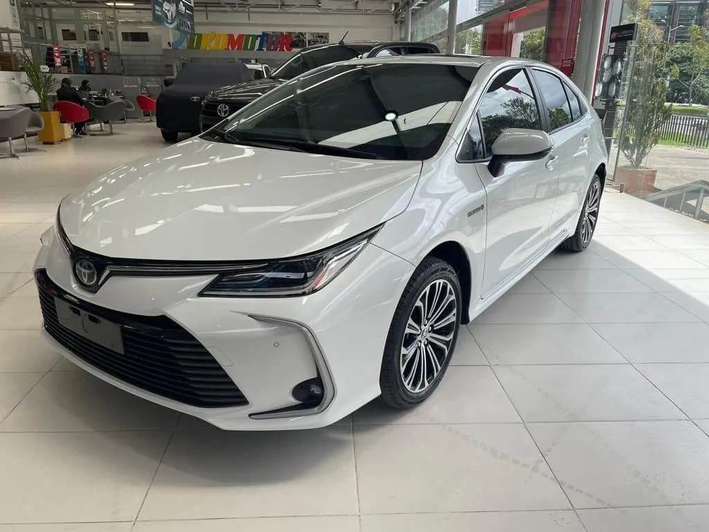 Toyota Corolla 1.8 Hev Seg 2025 Blanco