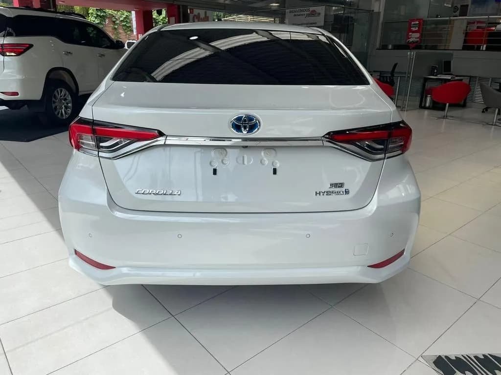Toyota Corolla 1.8 Hev Seg 2025 Blanco