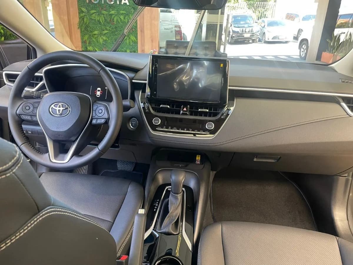 Toyota Corolla 1.8 Hev Seg 2025 Blanco