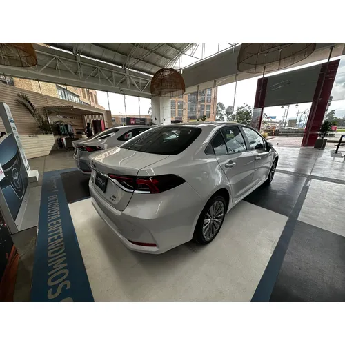 Toyota Corolla XEI 2026 Blanco Bogotá