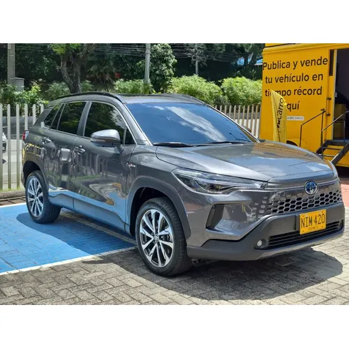 Toyota Corolla Cross 2026 Gris Medellín
