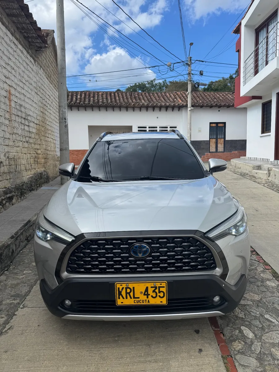 Toyota Corolla Cross 2023 Plateado Ocaña