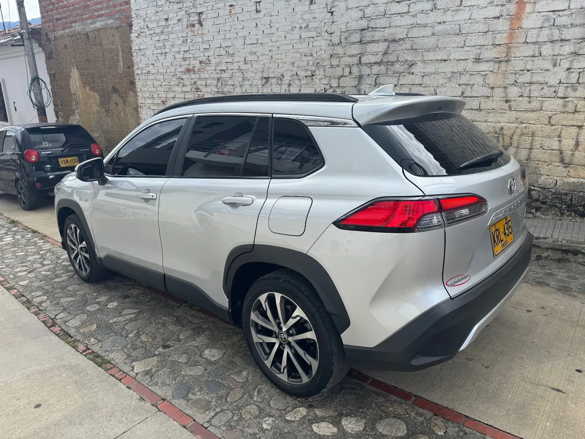 Toyota Corolla Cross 2023 Plateado Ocaña
