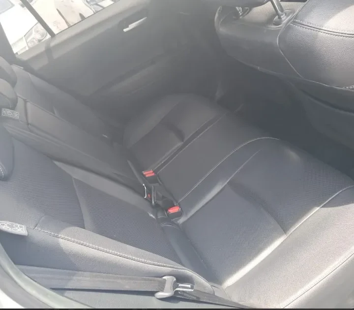 Toyota Corolla Cross 2.0 Xei 2022 plata5