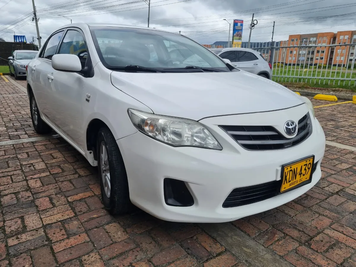 Toyota Corolla XLi 2013 Blanco Cajicá