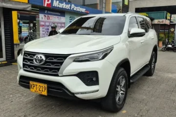 Toyota Fortuner 2.4 Sr5 Diésel 2021