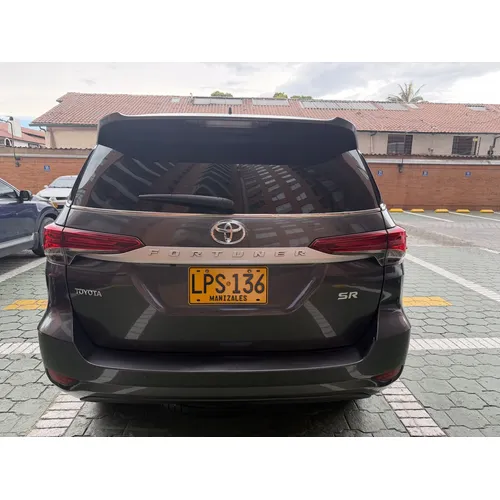Toyota Fortuner 2022 Plateado Bogotá