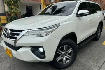 Toyota Fortuner 2.4 Street At 7As