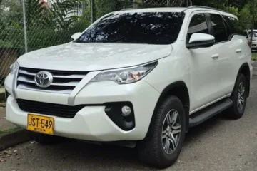 Toyota Fortuner 2.4 Sw4 Diesel 2020