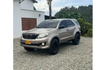 Toyota Fortuner 2.7 Sr5 At 4x4