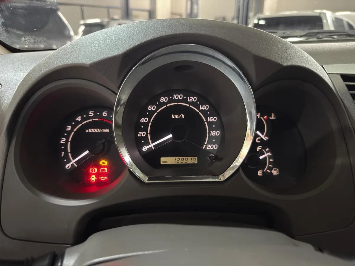 Toyota Fortuner 2.7l 4x4 Modelo 2010 Plateado