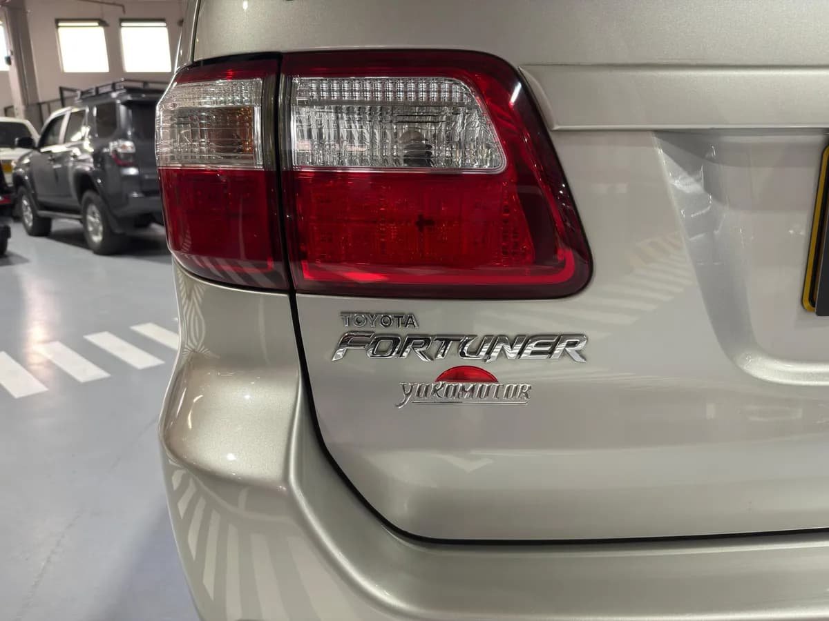 Toyota Fortuner 2.7l 4x4 Modelo 2010 Plateado