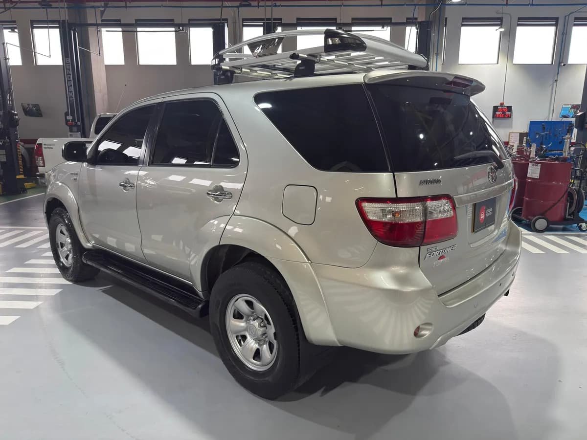 Toyota Fortuner 2.7l 4x4 Modelo 2010 Plateado