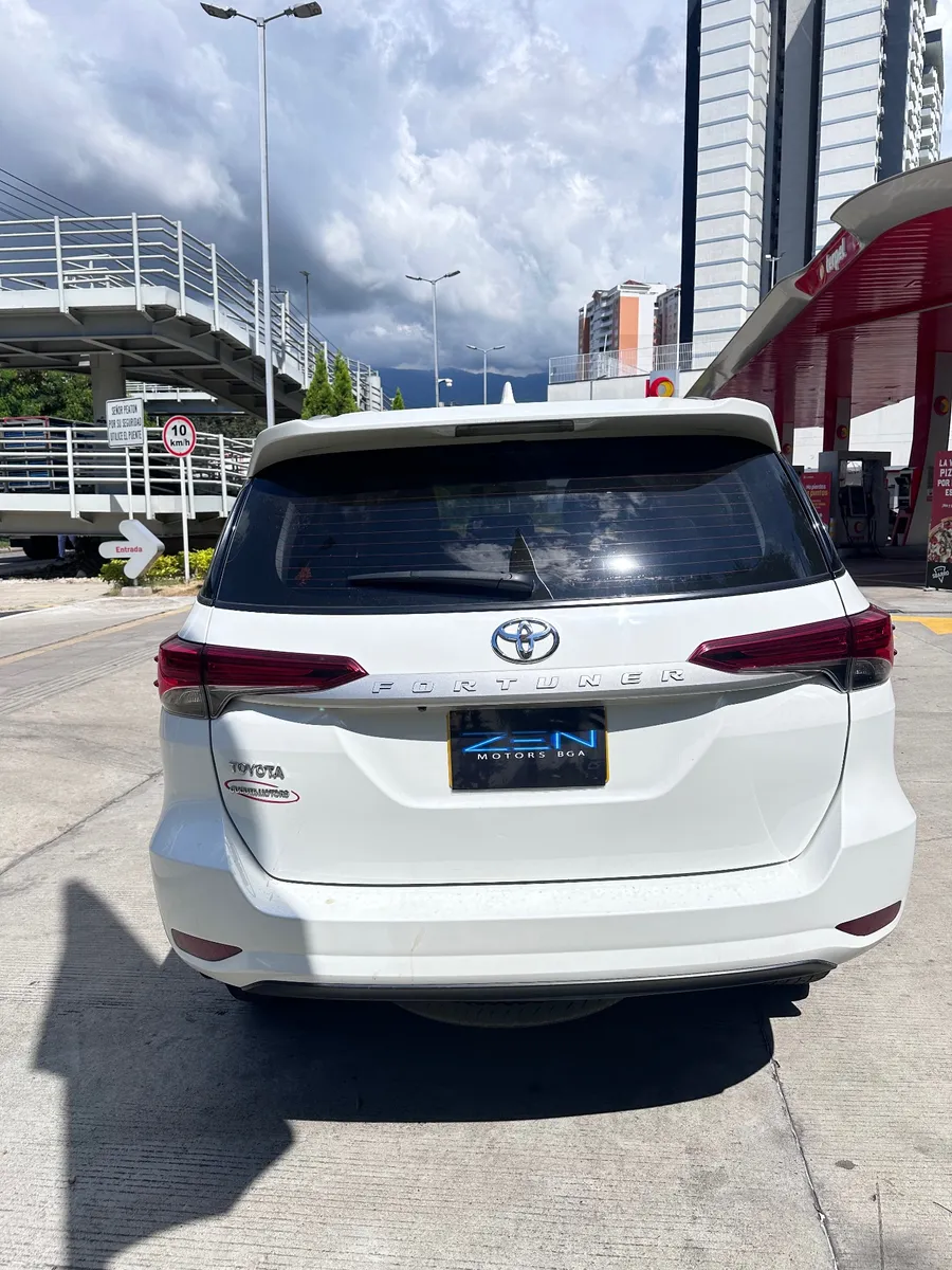 Toyota Fortuner 2018 Blanco Bucaramanga