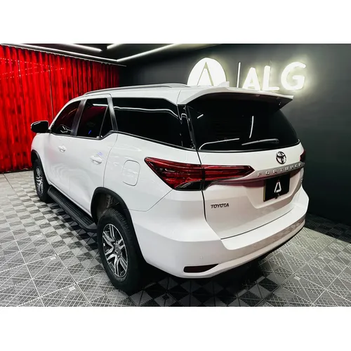 Toyota Fortuner SR 2026 Blanco Medellín