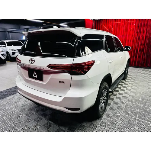 Toyota Fortuner SR 2026 Blanco Medellín