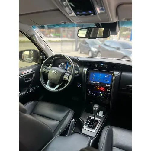 Toyota Fortuner SRV 2023 Gris Bogotá