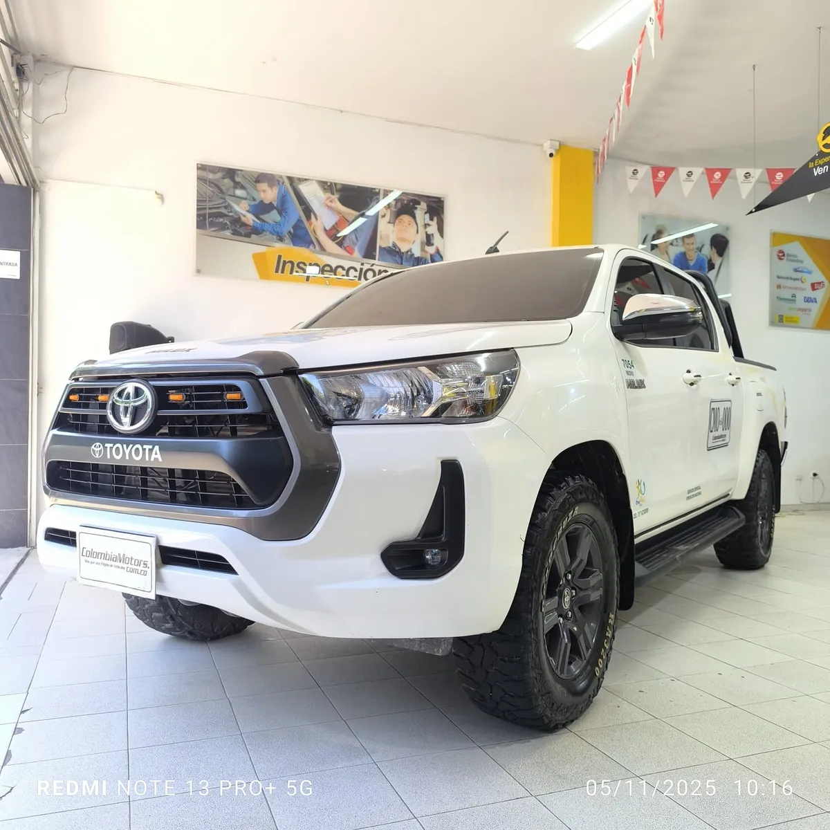 Toyota Hilux 2024 Blanco Yopal