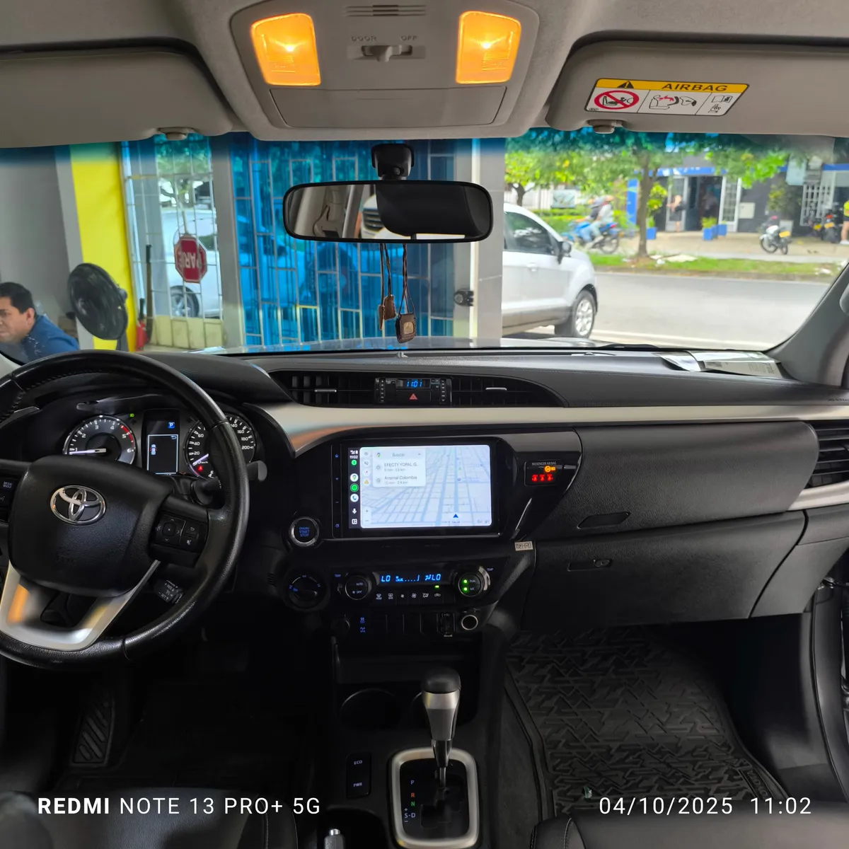 Toyota Hilux 2023 Gris Yopal