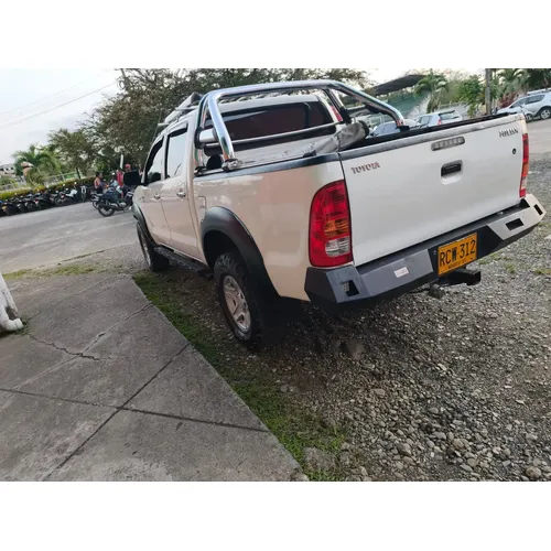 Toyota Hilux 2011 Blanco Apartadó
