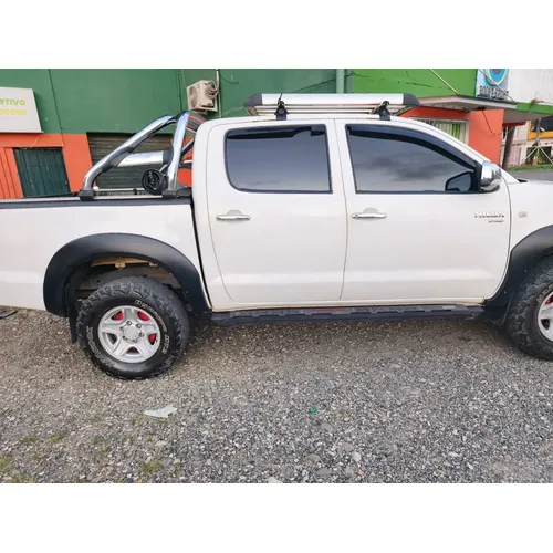 Toyota Hilux 2011 Blanco Apartadó