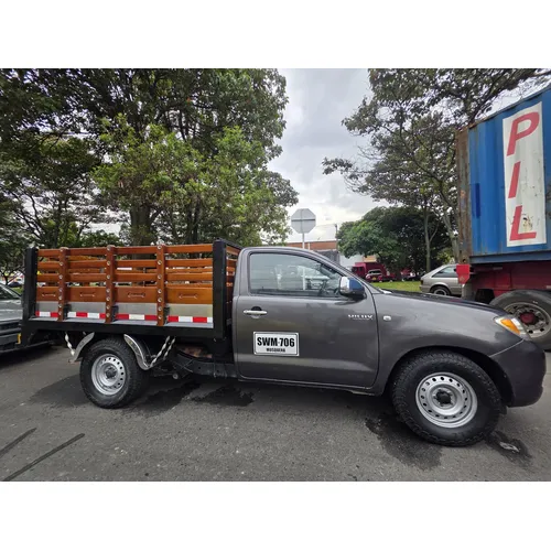 Toyota Hilux 2007 Gris Bogotá