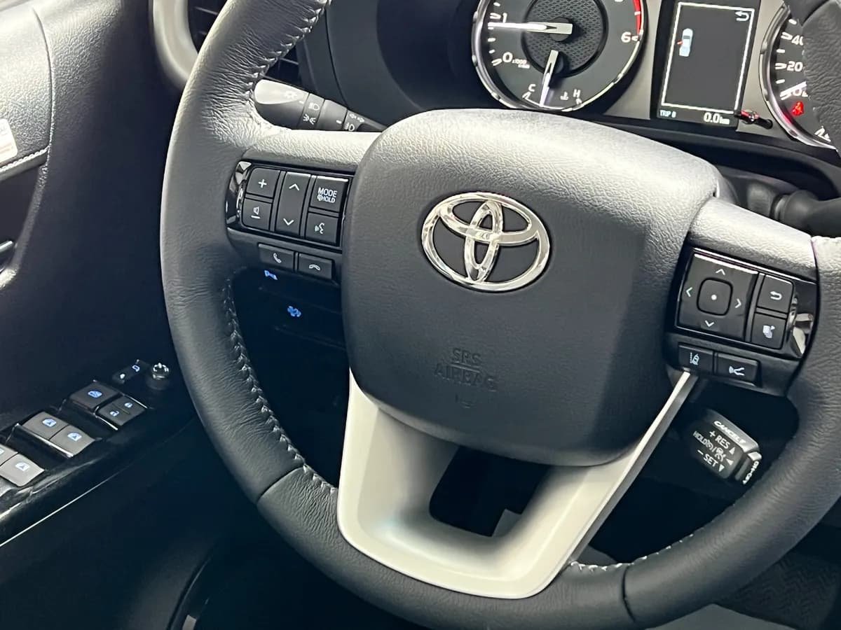 Toyota Hilux 2.8 Srx Diésel 4X4 Aut 2025 Blanco