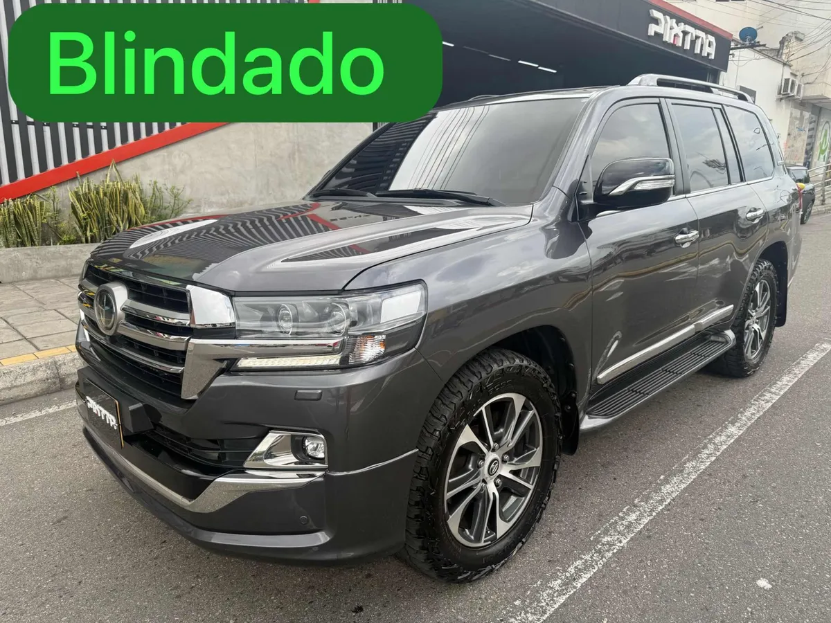 Toyota Land Cruiser 2020 Gris Bucaramanga