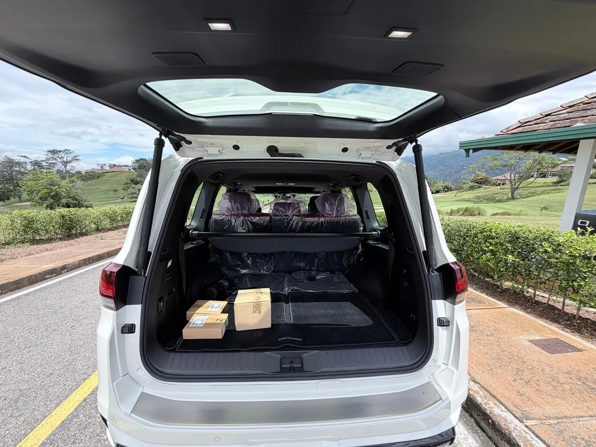 Toyota Land Cruiser 300 2024 Blanco Bucaramanga