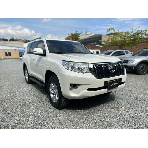Toyota Land Cruiser Prado TX.L 2022 Blanco Medellín