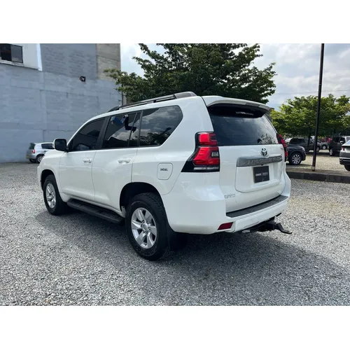 Toyota Land Cruiser Prado TX.L 2022 Blanco Medellín