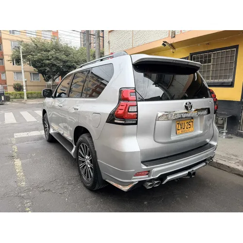 Toyota Land Cruiser Prado TX.L 2014 Plateado Bogotá
