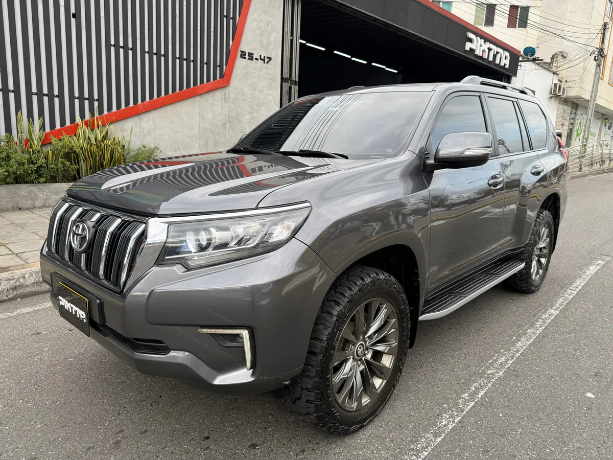 Toyota Land Cruiser Prado TX.L 2020 Gris Bucaramanga