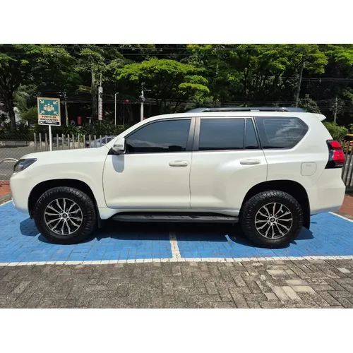Toyota Land Cruiser Prado TX.L 2019 Blanco Medellín