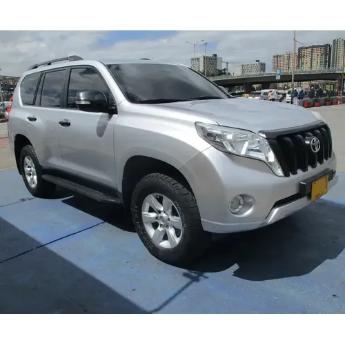 Toyota Land Cruiser Prado TX 2014 Plateado Bogotá