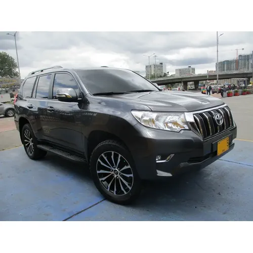 Toyota Land Cruiser Prado TX.L 2019 Gris Bogotá