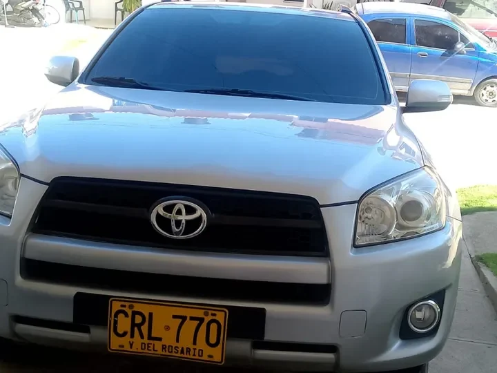 Toyota RAV4 2.4 Life 4x4 Plata1