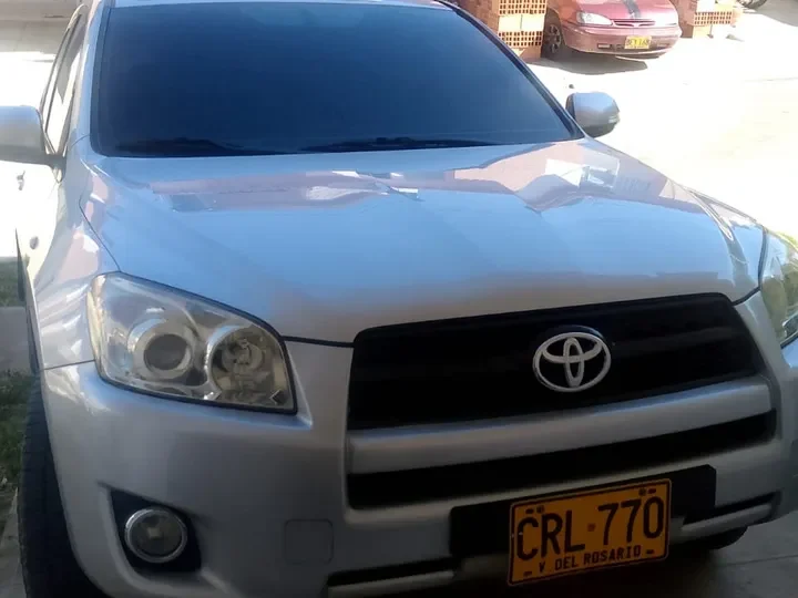 Toyota RAV4 2.4 Life 4x4 Plata6